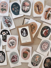 Charger l'image dans la galerie, Imagier "La vie de la forêt"